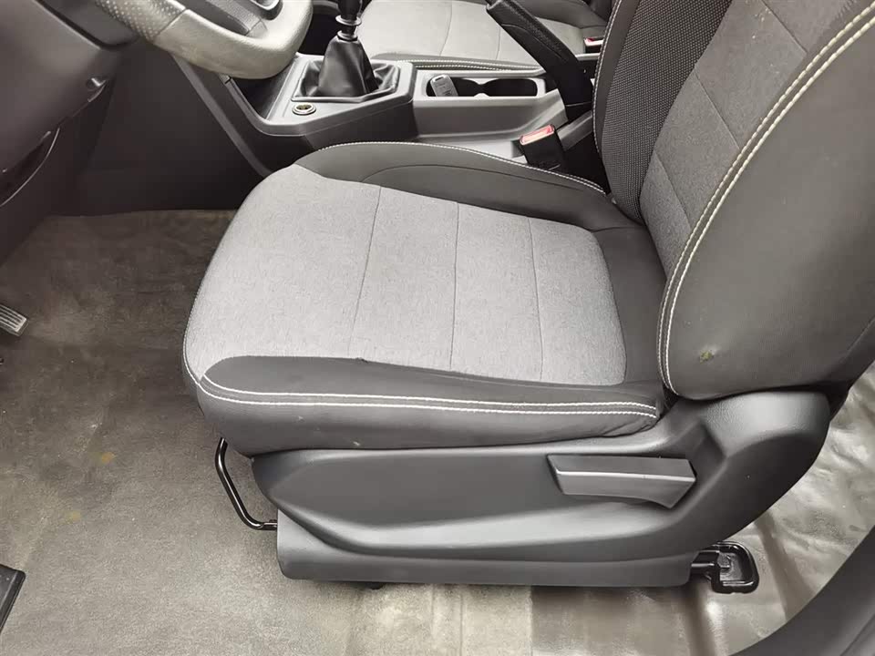 Wuling Wuling Hongguang PLUS