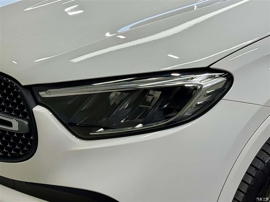 Mercedes-Benz GLC, 2025 8