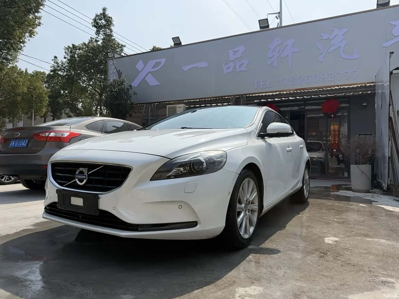Volvo V40, 2016 1