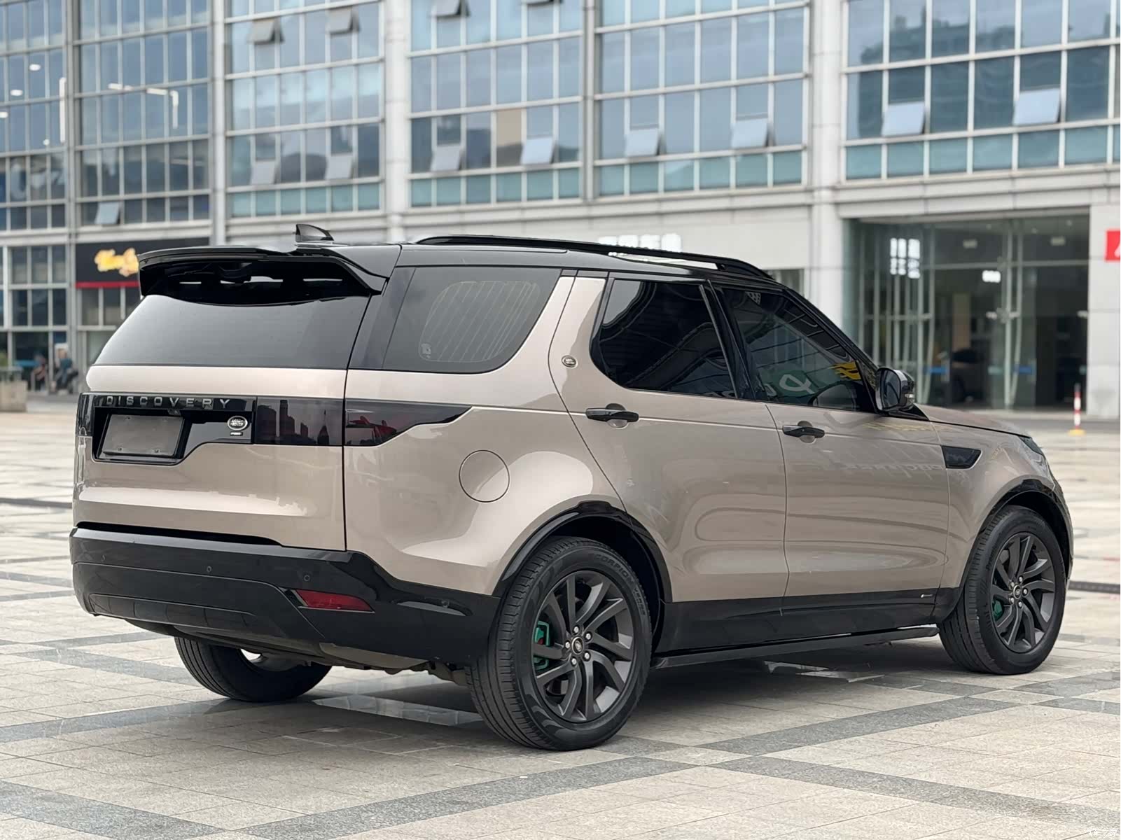 Land Rover Discovery, 2021 13