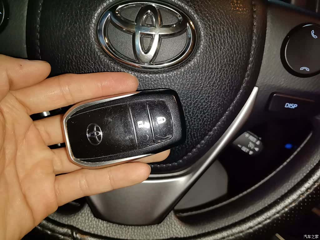 Toyota RAV4, 2019 12