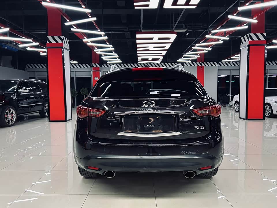 Infiniti FX
