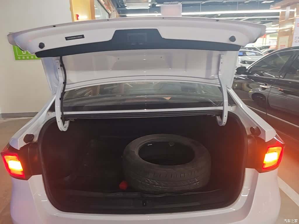 Roewe i5, 2020 19