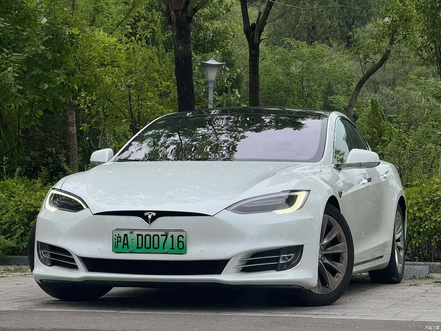 Tesla Model S, 2016 1
