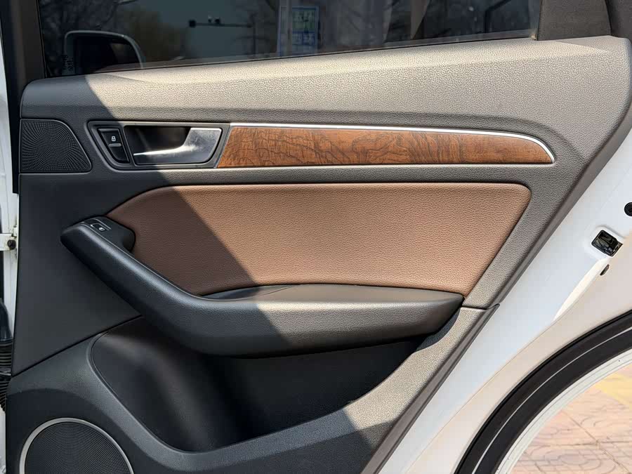 Audi Q5 2017, фото 17