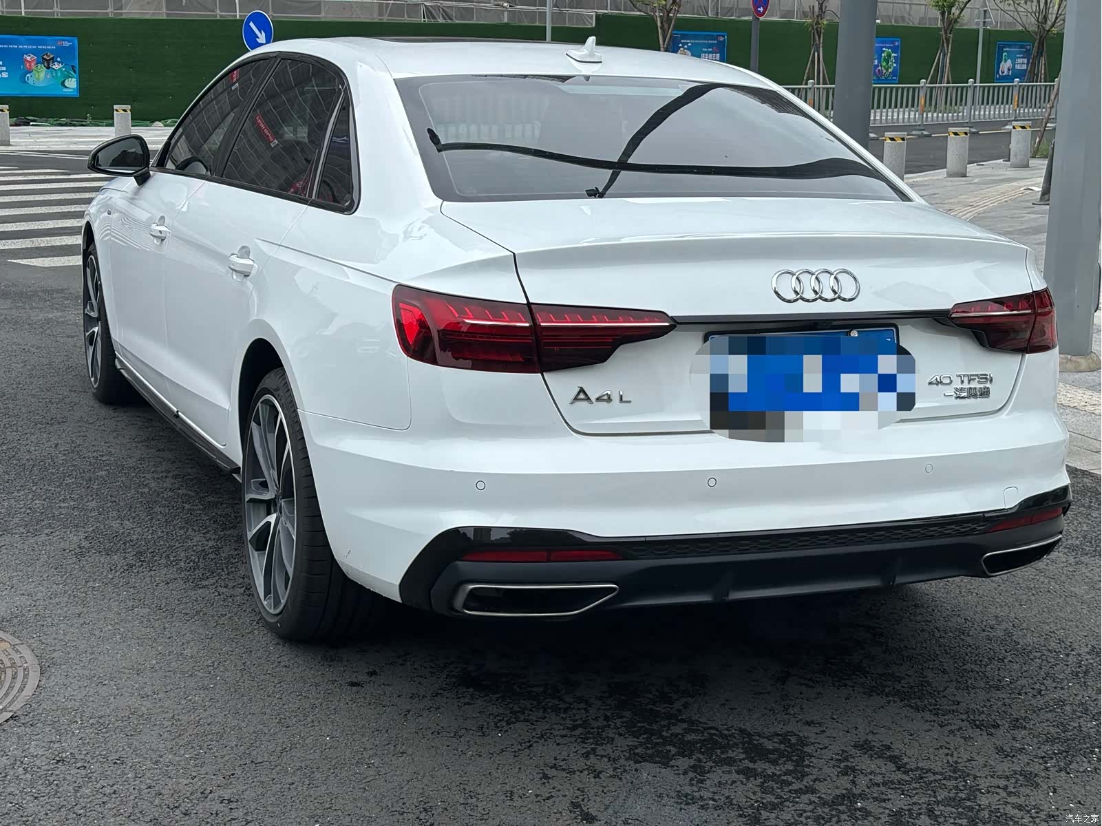 Audi A4L, 2025 23