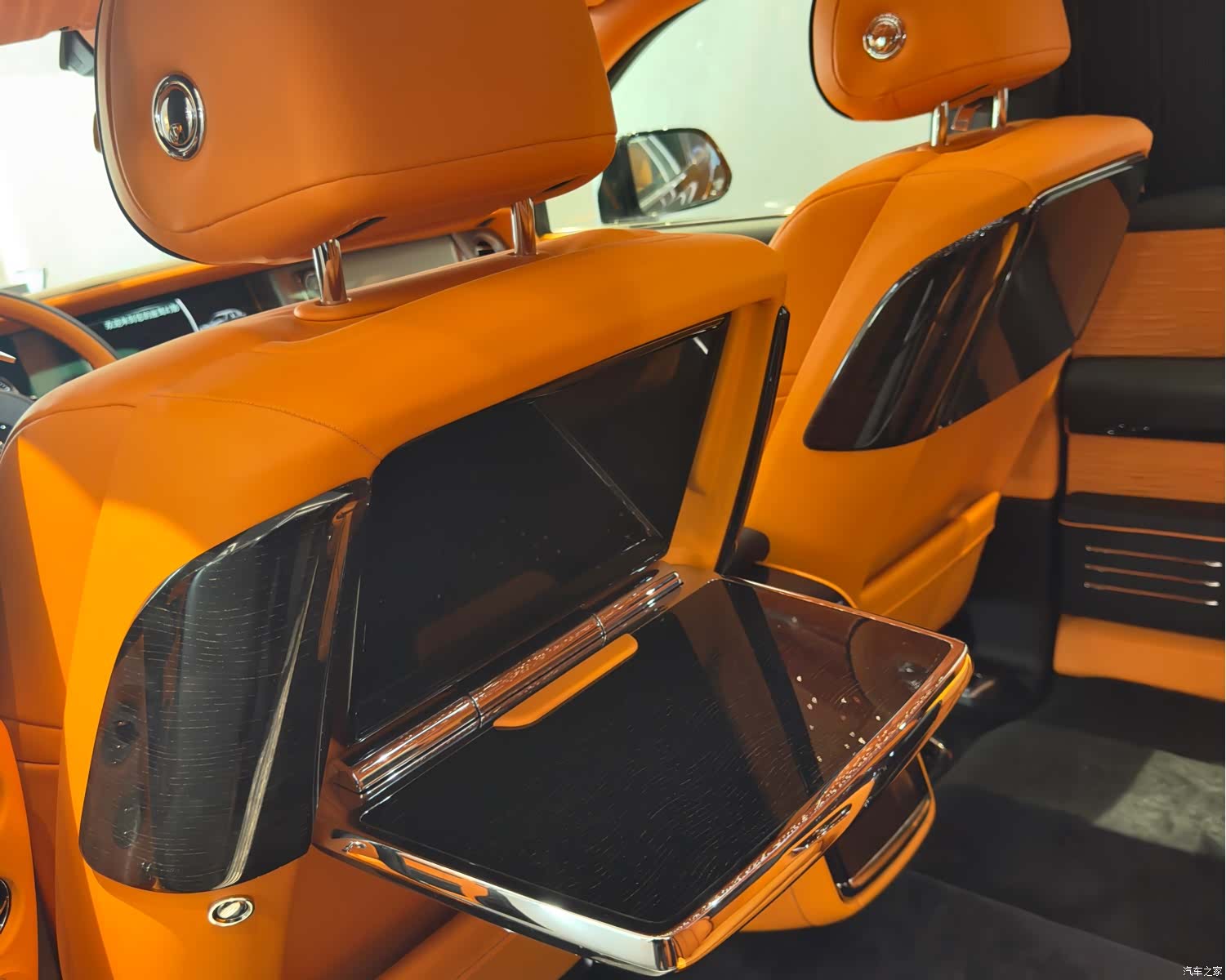Rolls-Royce Phantom, 1900 13