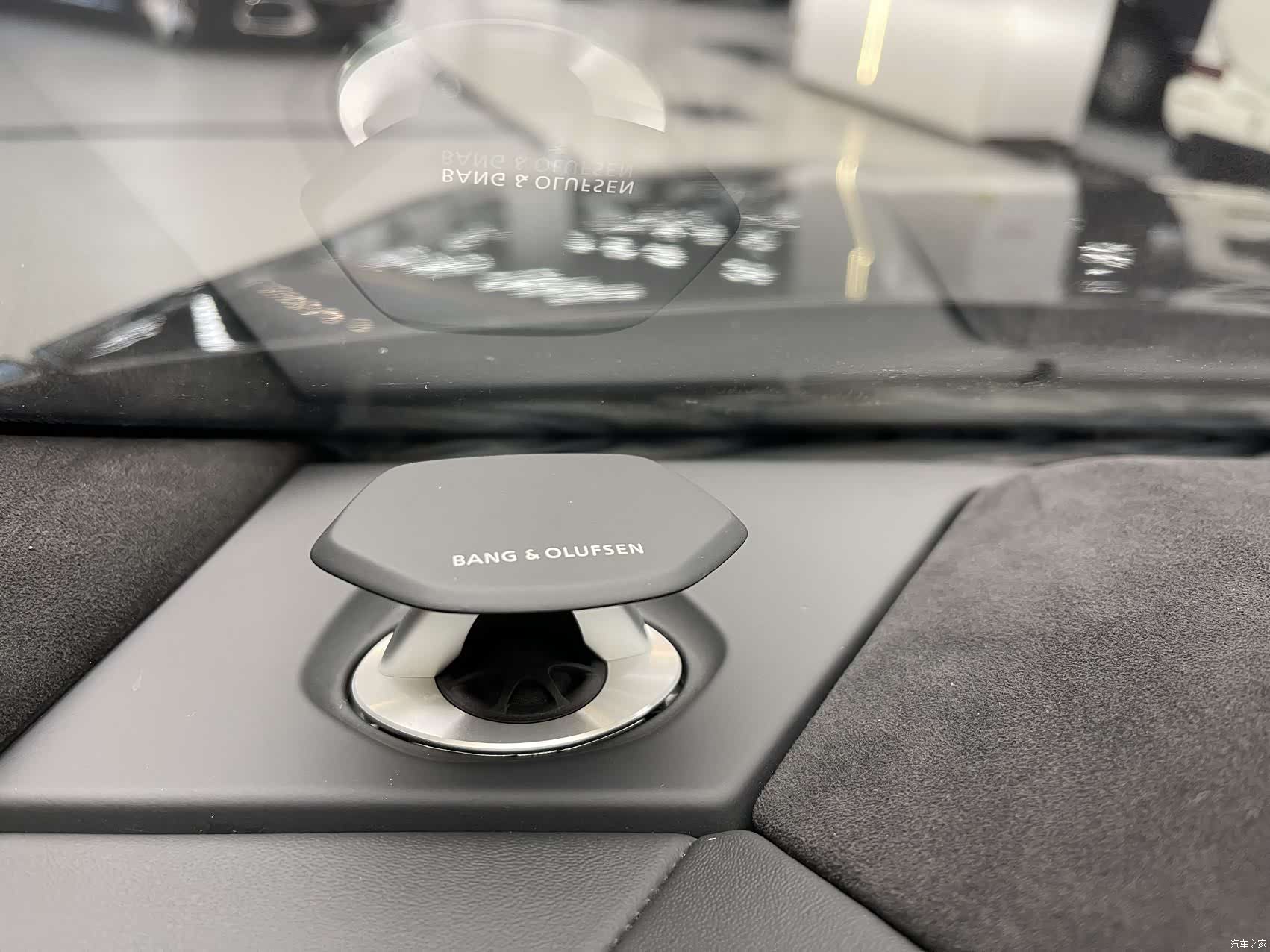 Lamborghini Urus, 2023 23