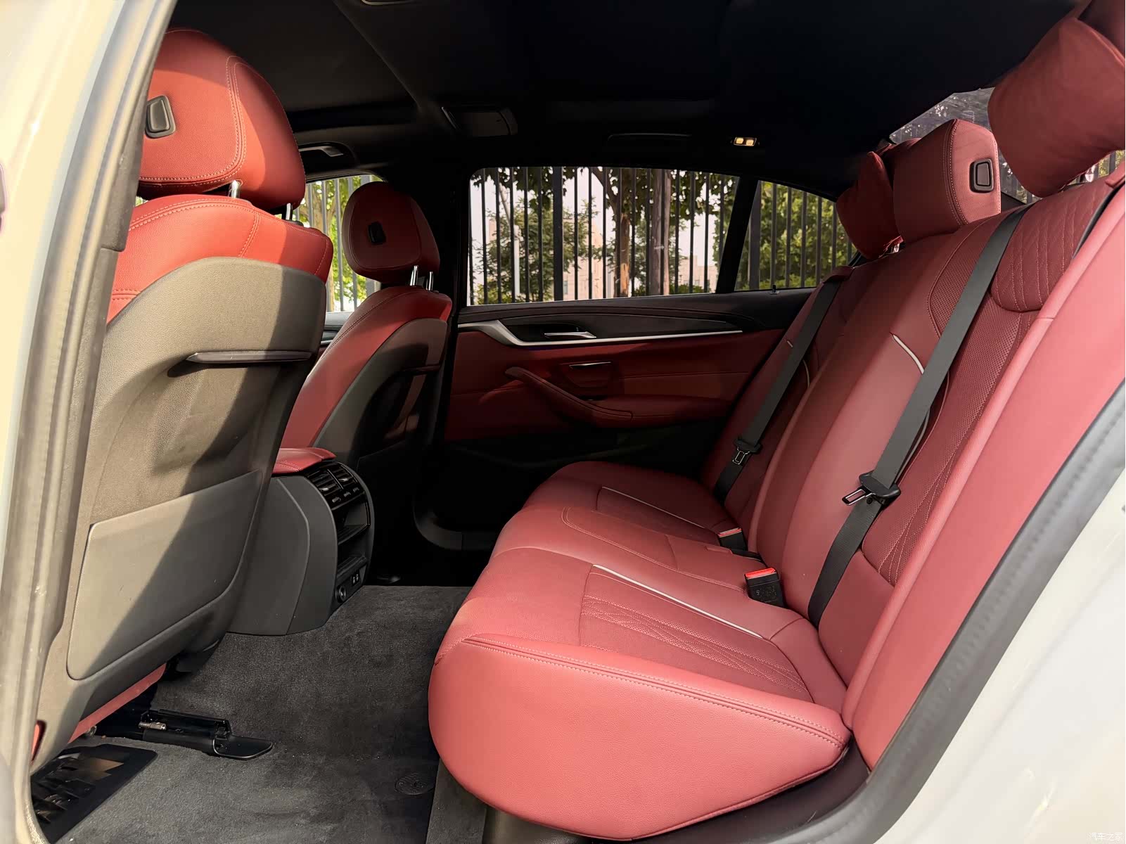BMW 5 Series, 2023 13