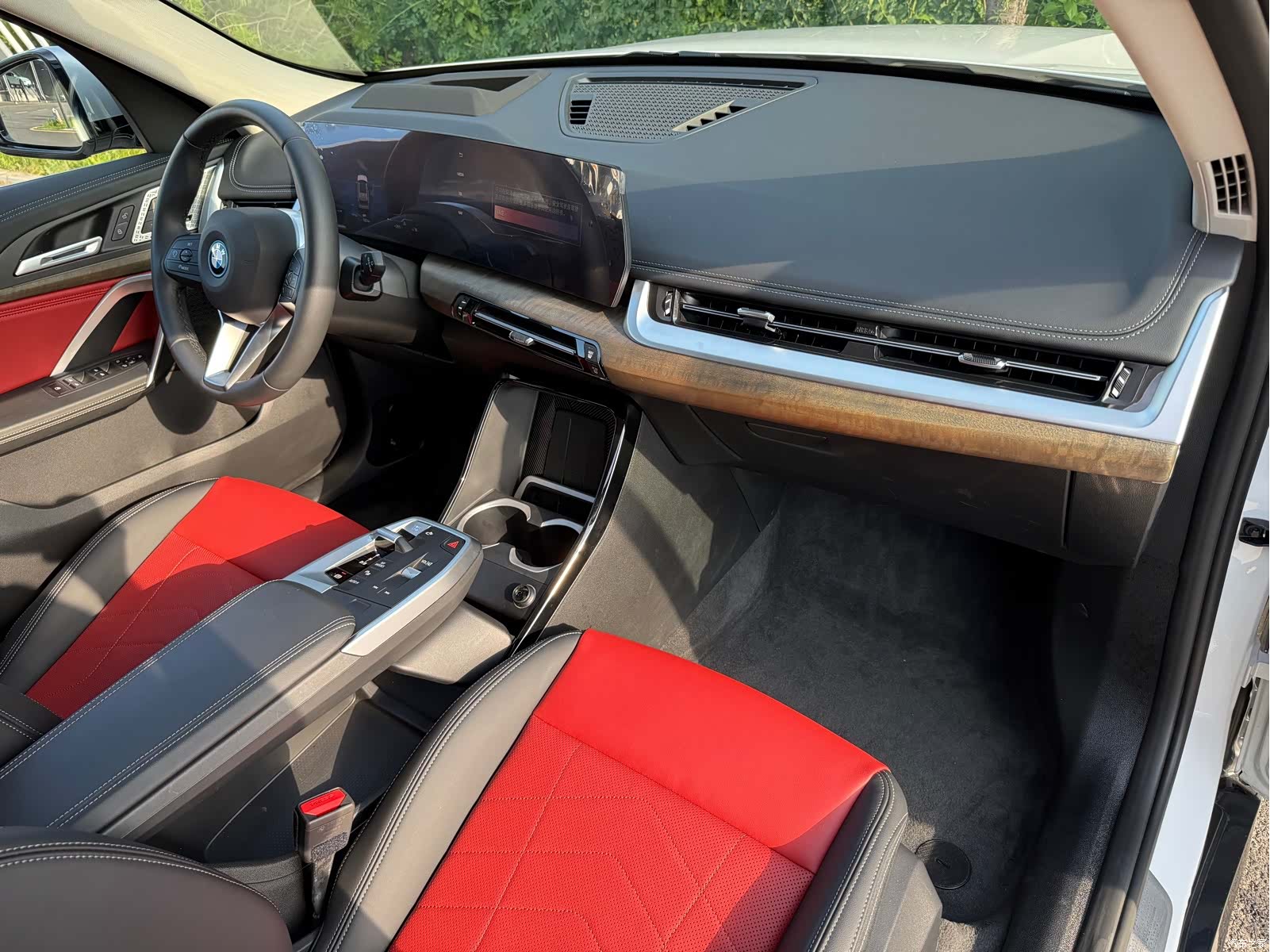 BMW iX1, 2025 17