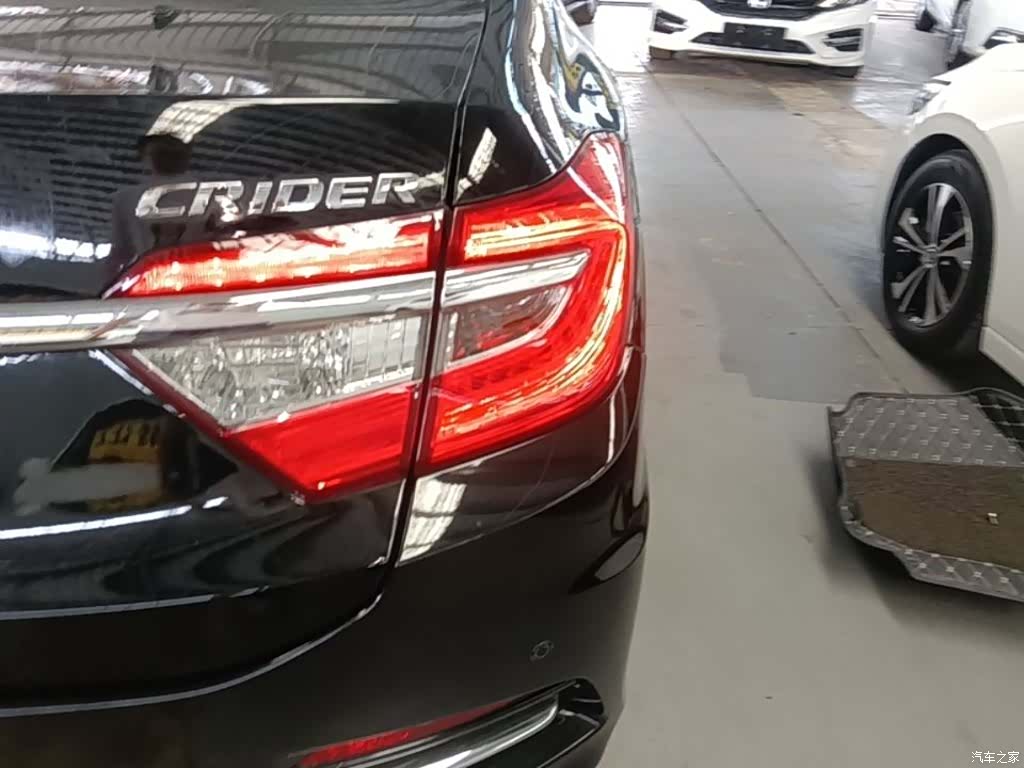Honda Crider, 2016 24