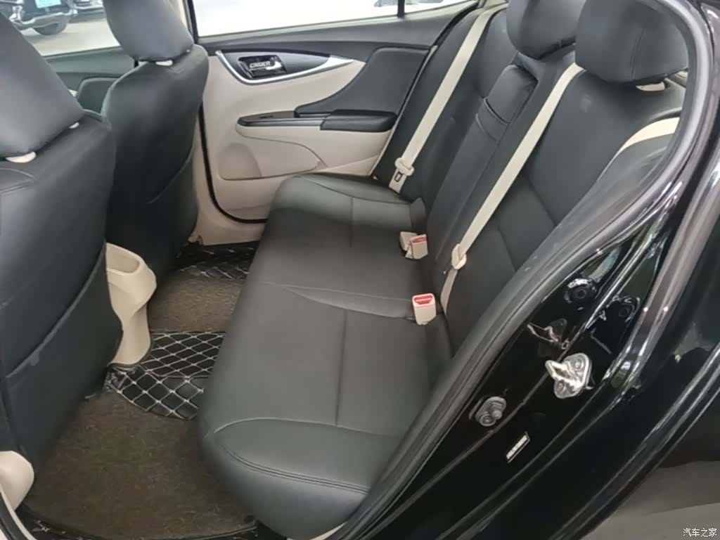 Honda Crider, 2016 13
