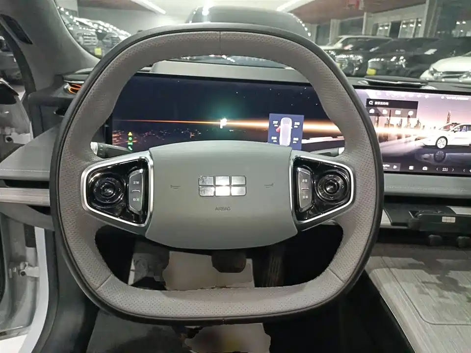 Geely Galaxy Galaxy E8