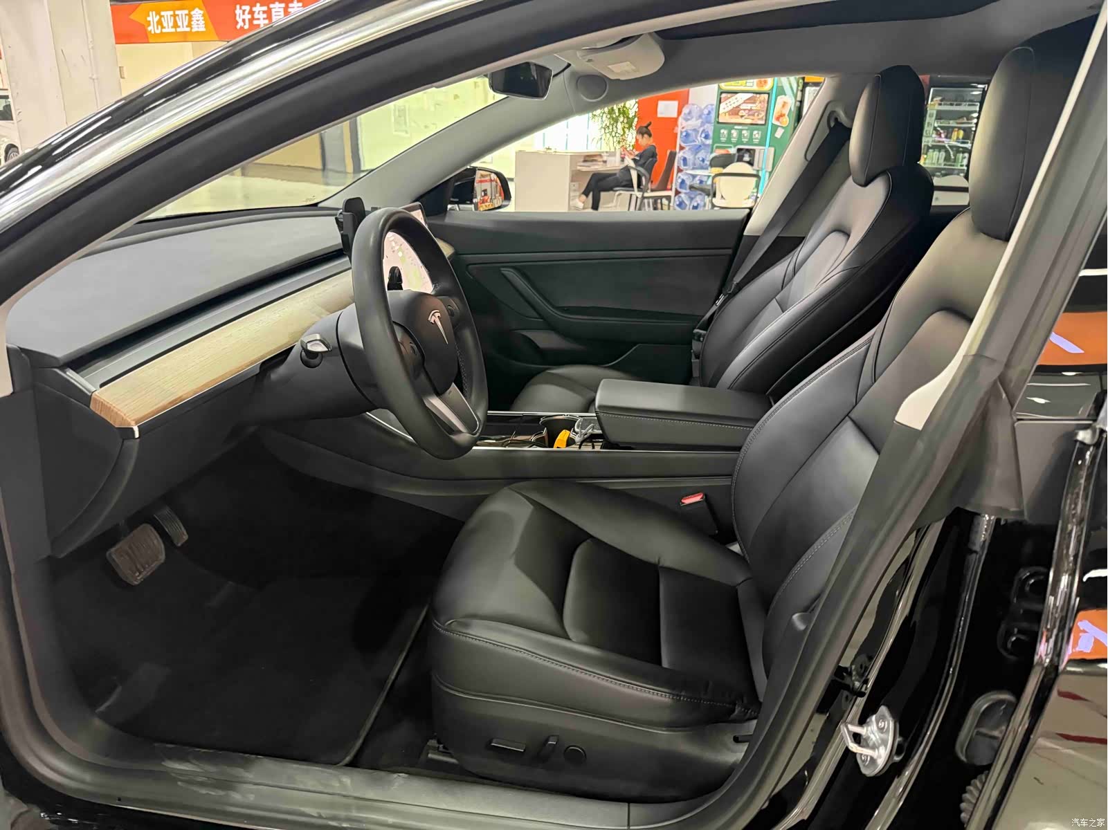 Tesla Model 3, 2020 8