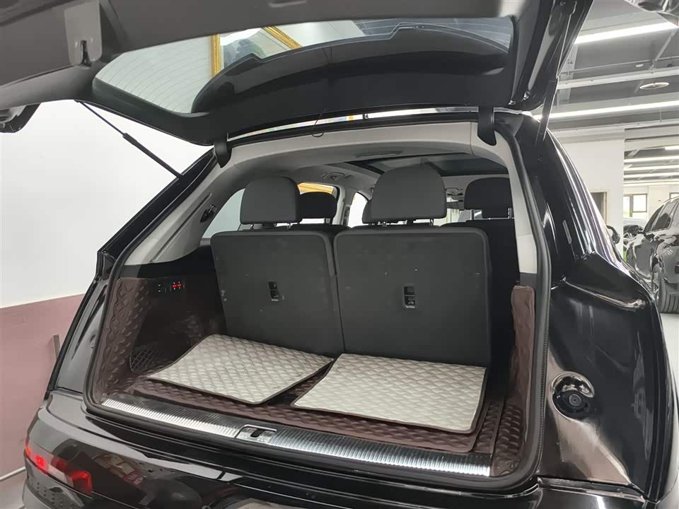 Audi Q7 Audi Q7