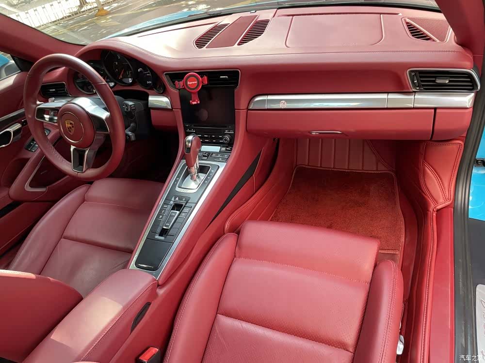 Porsche 911, 2019 4