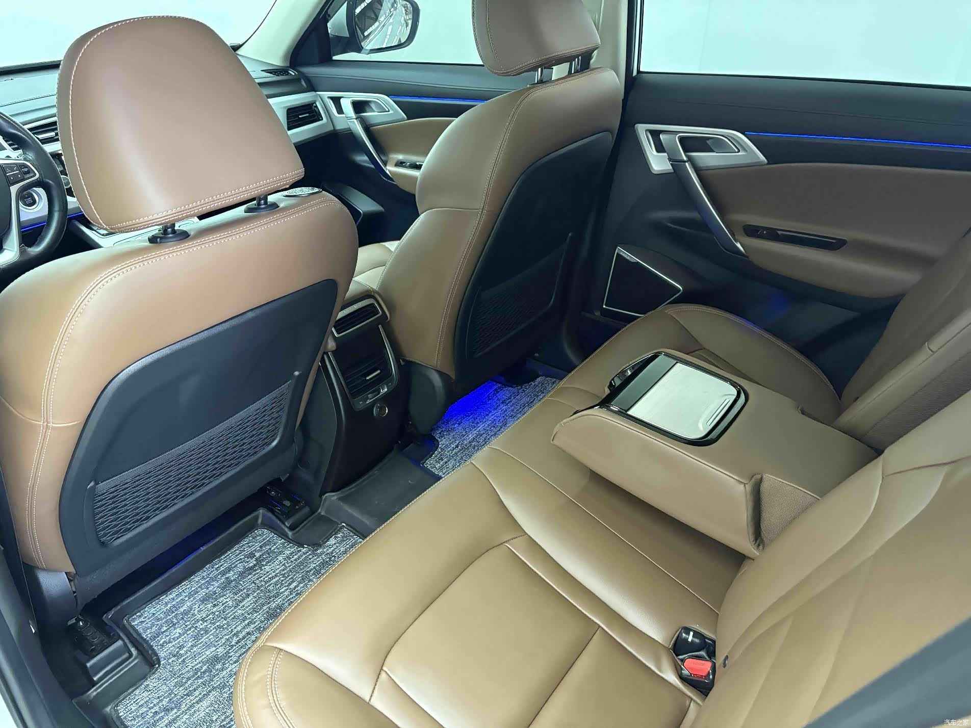 Geely Boyue, 2017 все фото