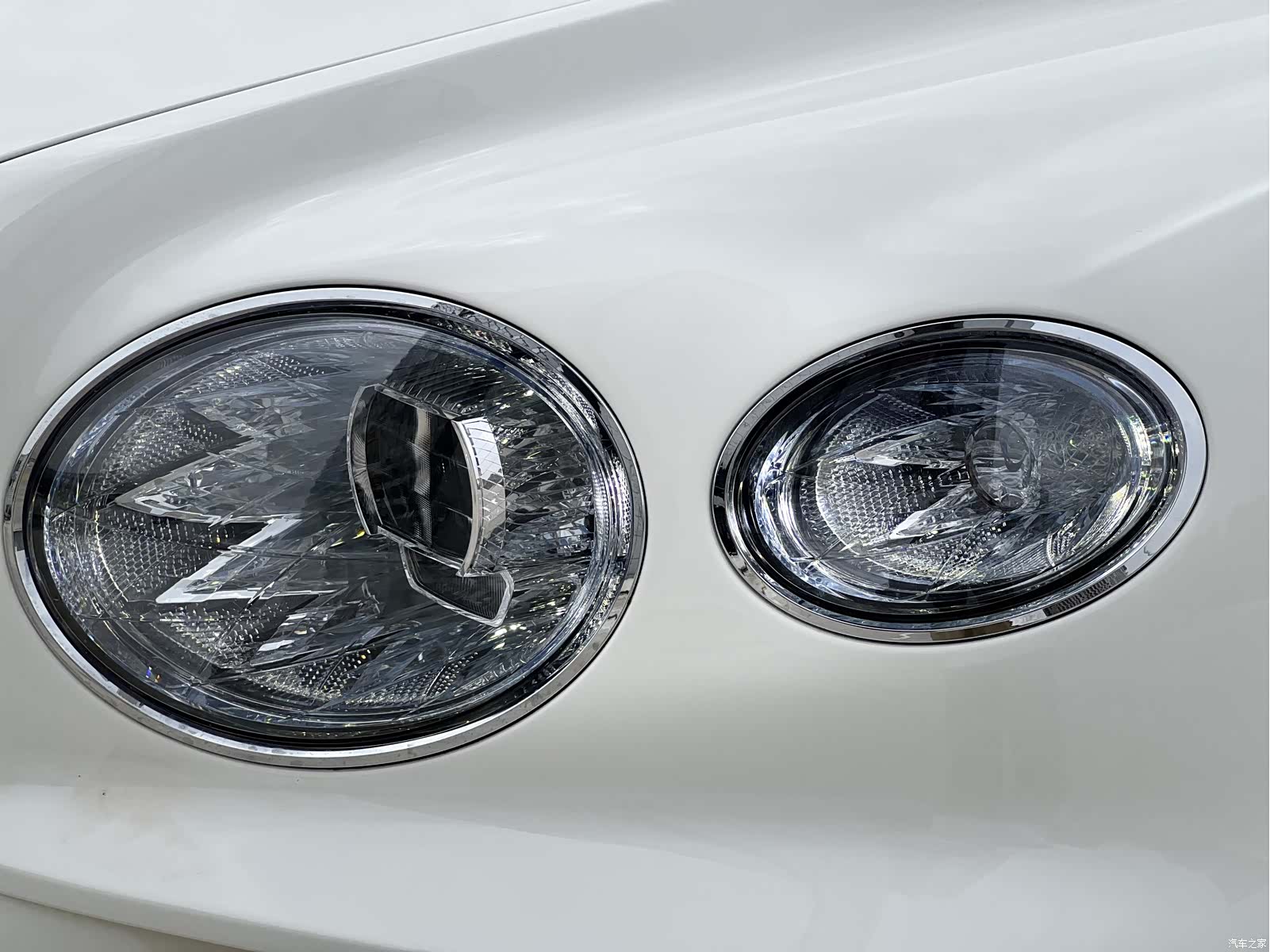 Bentley Bentayga, 2026 19