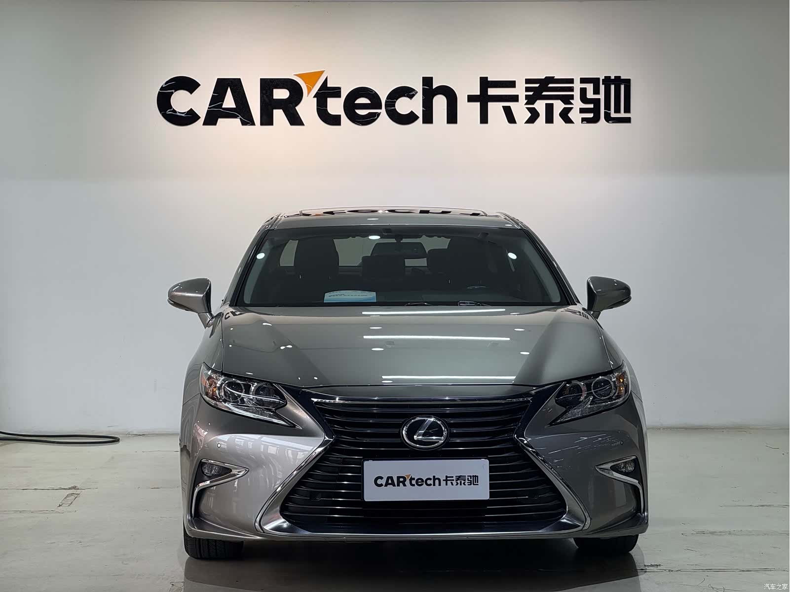 Lexus ES, 2016 2