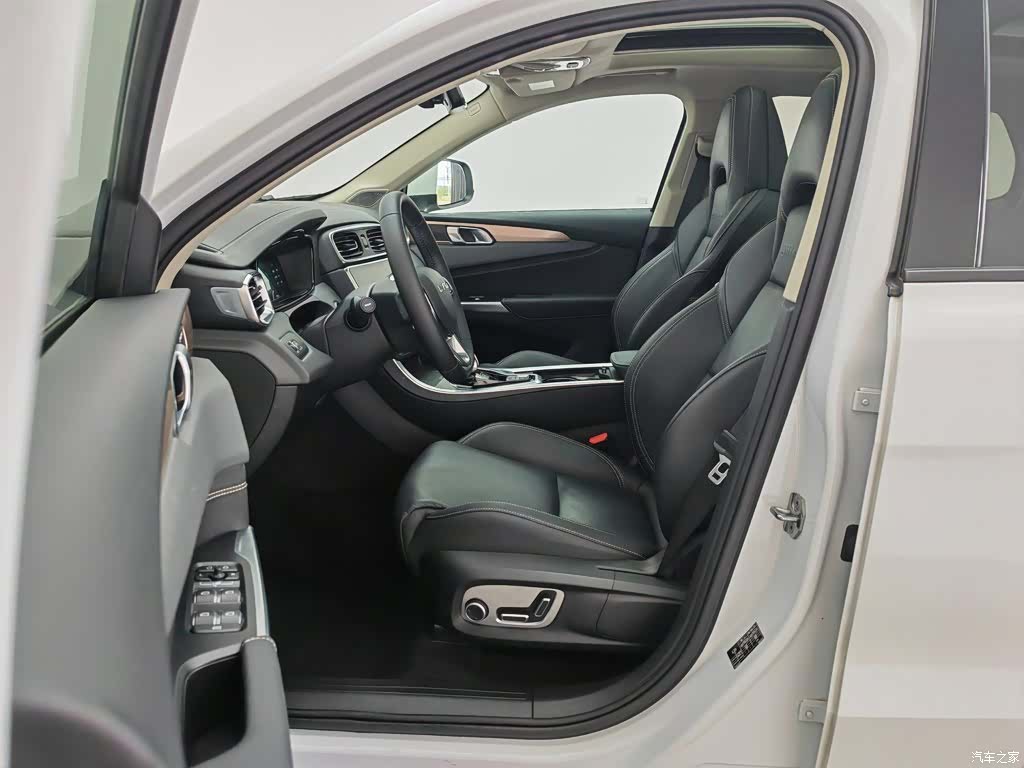 Lynk & Co 01, 2020 10