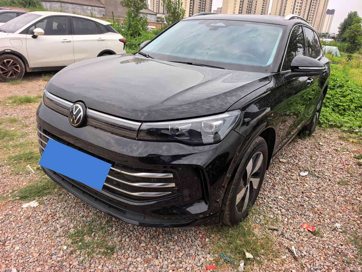 Volkswagen Tiguan L, 2025 1