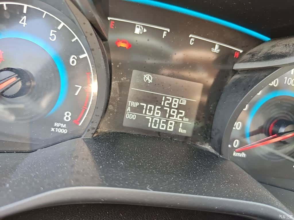 Chevrolet 320, 2018 12