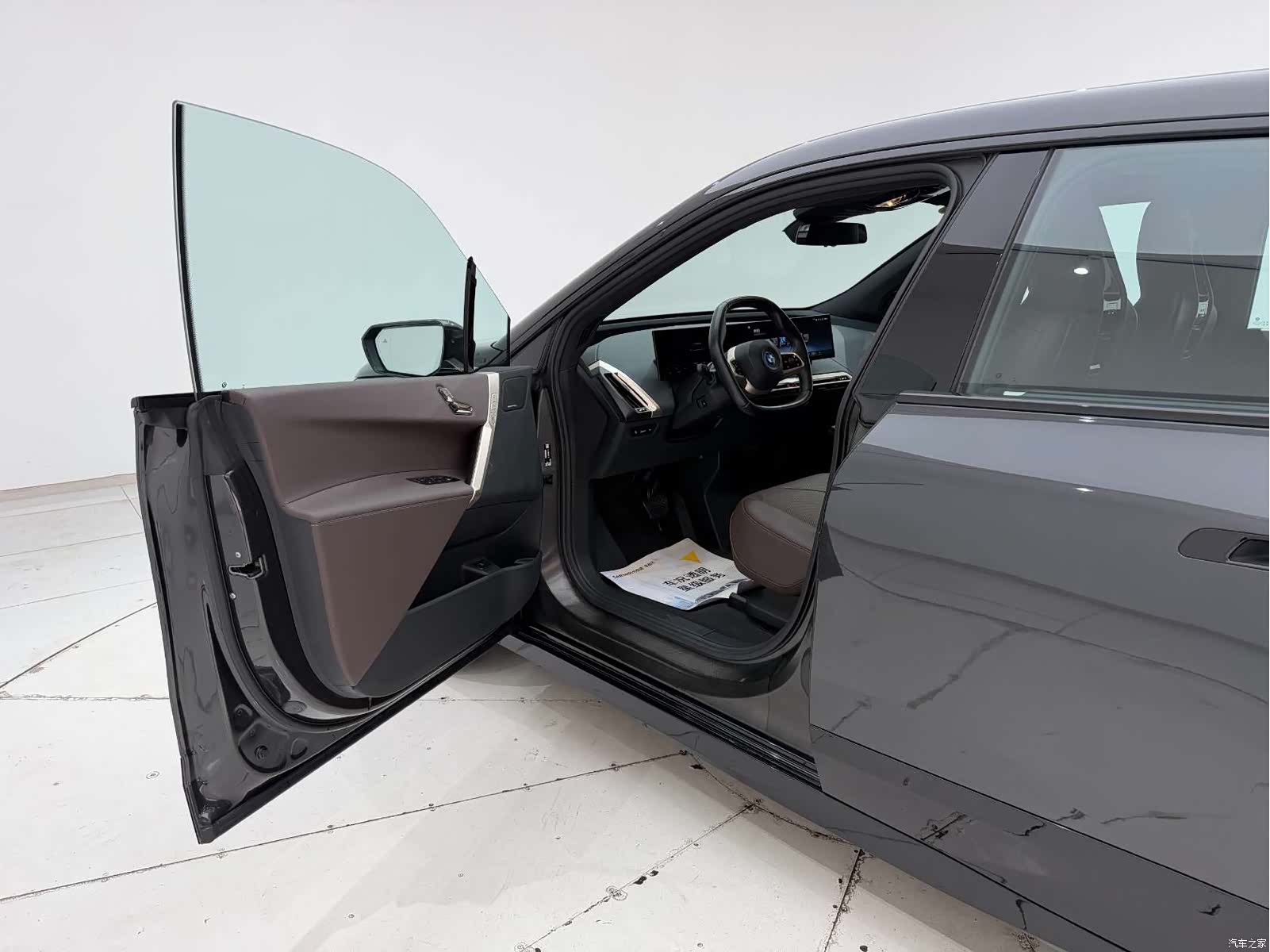 BMW iX, 2023 12