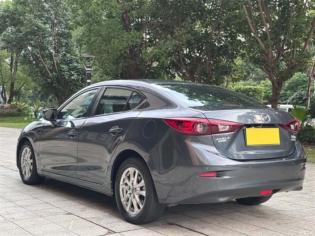 Mazda Mazda3, 2014 7