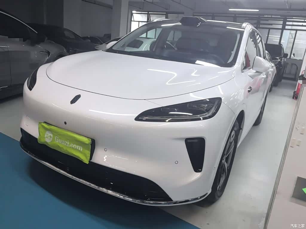 SAIC ShangJie H5, 2025 1
