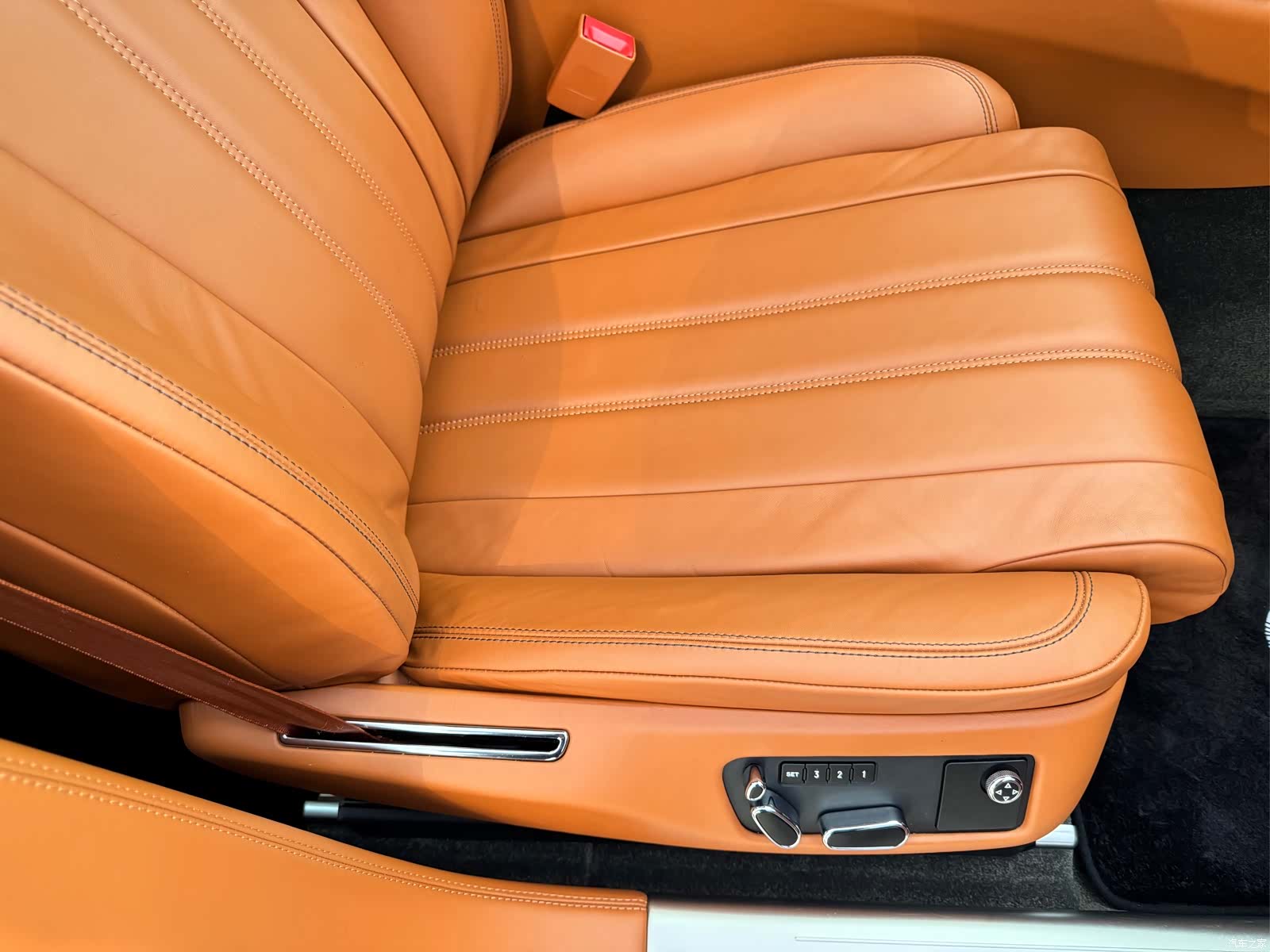 Bentley Flying Spur, 2017 30