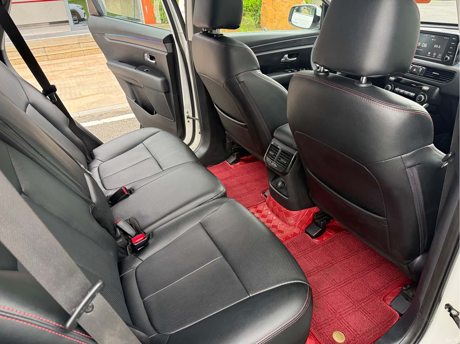 Kia KX7, 2018 12