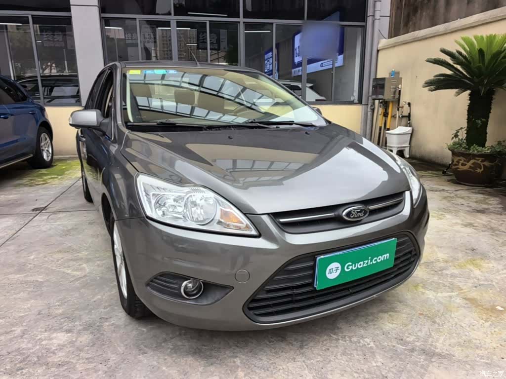 Ford Focus, 2014 4