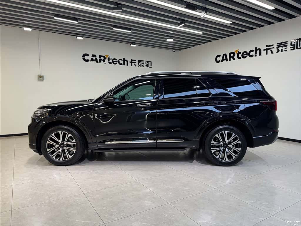 Ford Explorer, 2025 12