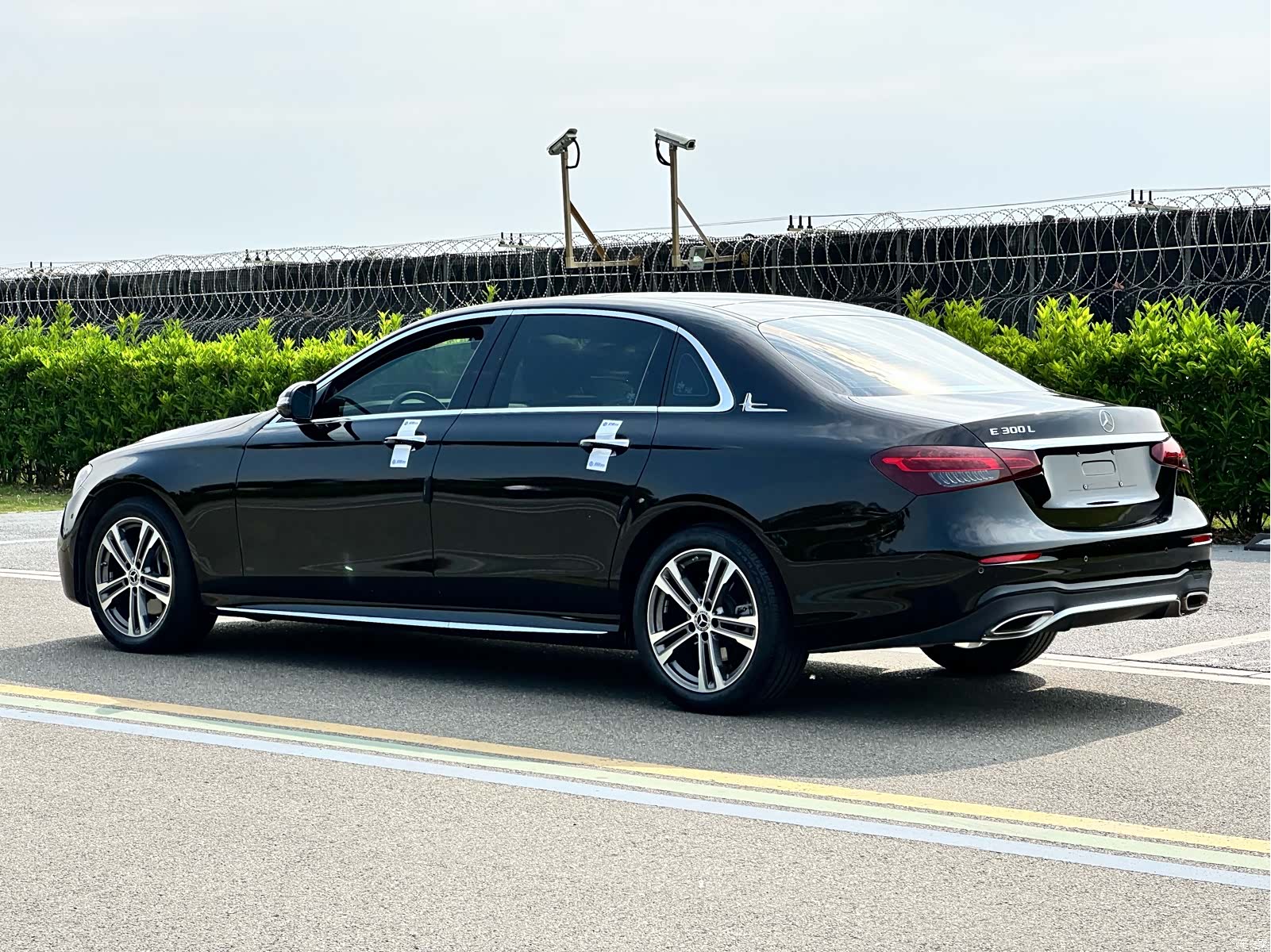 Mercedes-Benz E-Class, 2022 все фото