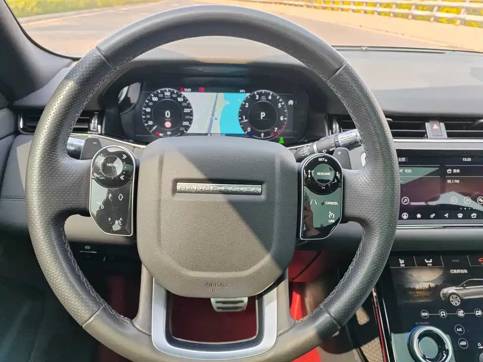 Land Rover Range Rover Aurora