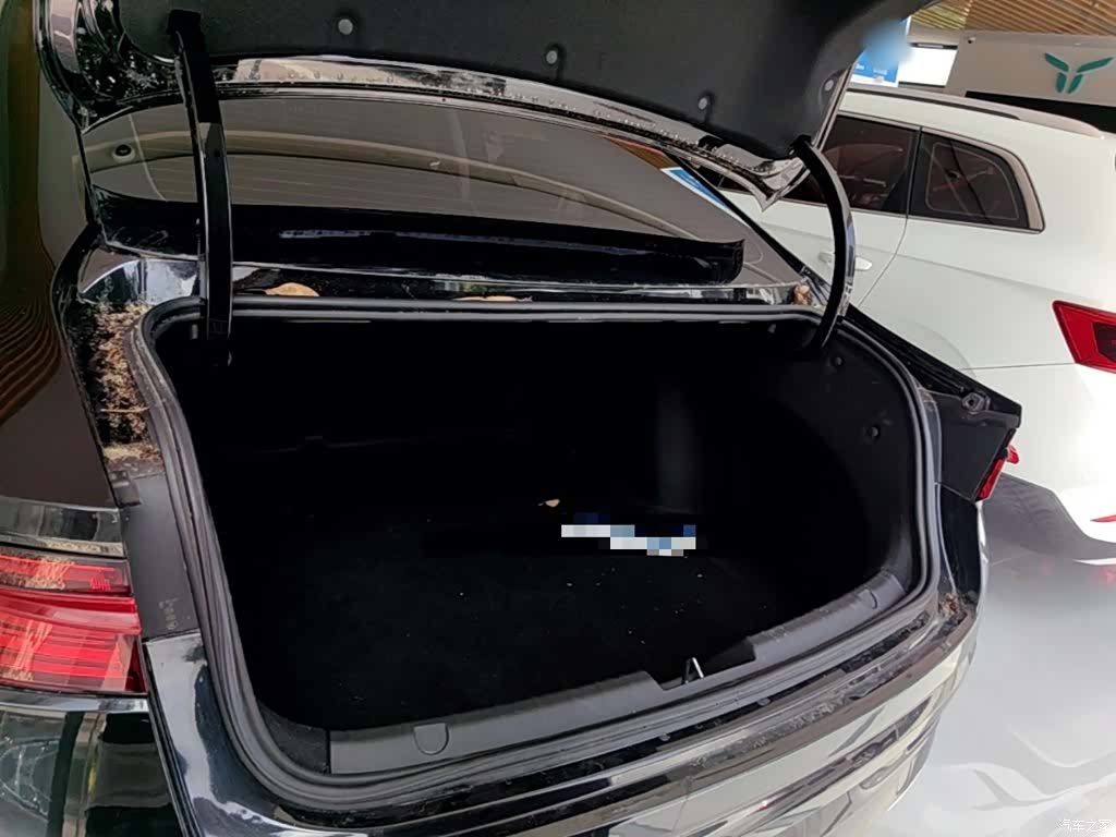Geely Preface, 2023 19