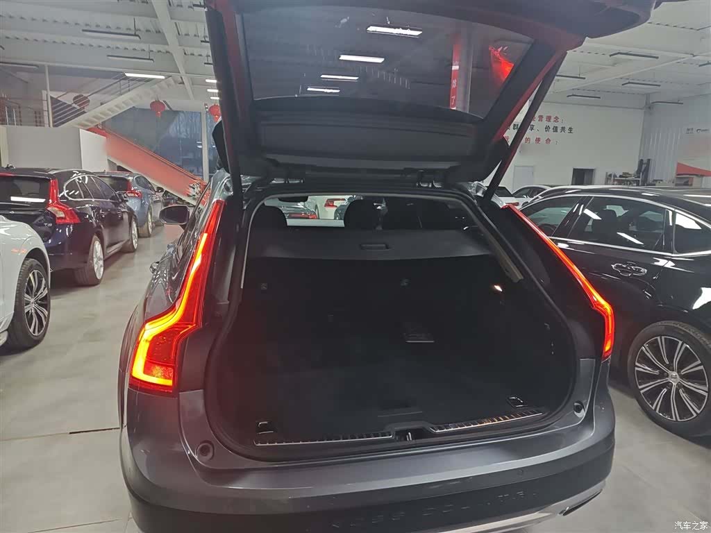 Volvo V90, 2018 9