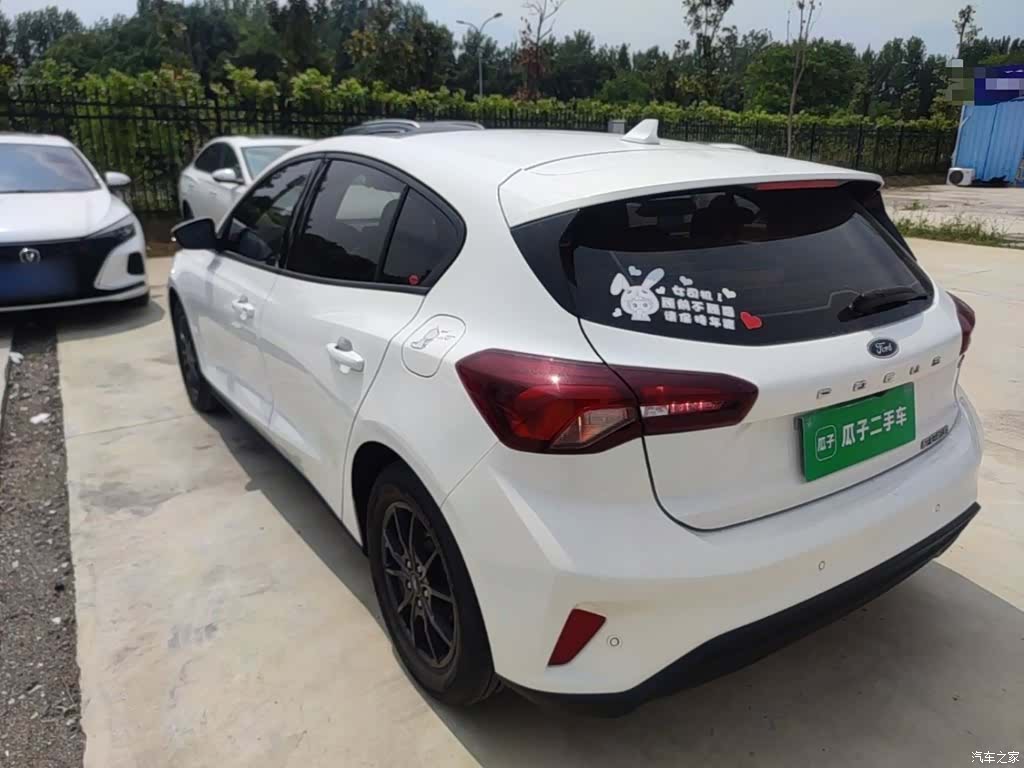 Ford Focus, 2022 все фото