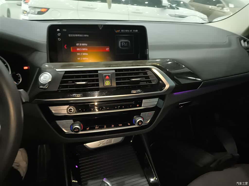 BMW X3, 2019 все фото