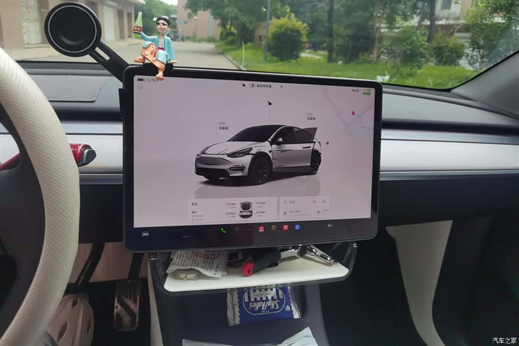 Tesla Model Y, 2023 13