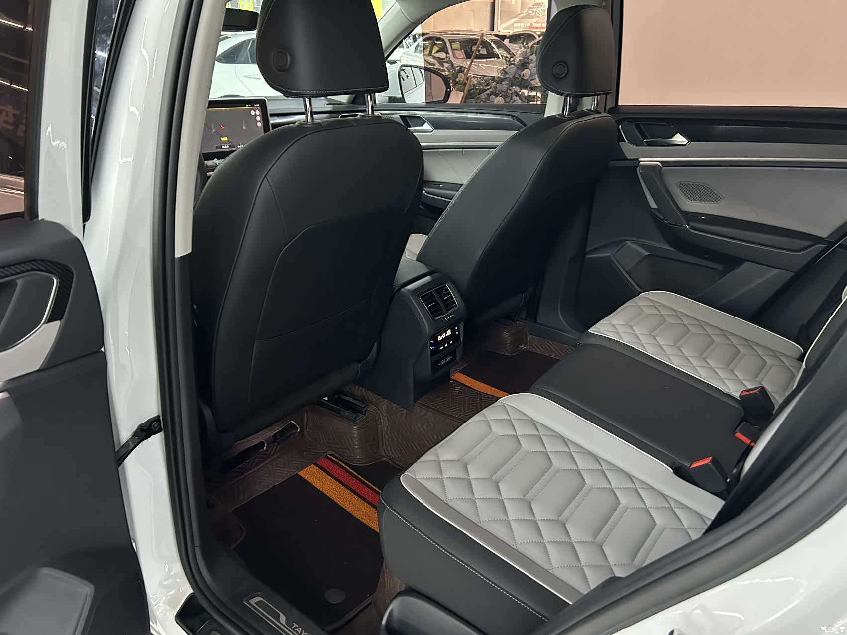 Volkswagen Tayron, 2023 14