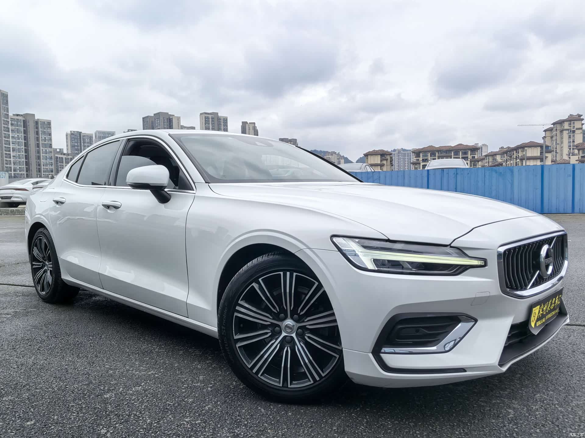Volvo S60, 2021 3