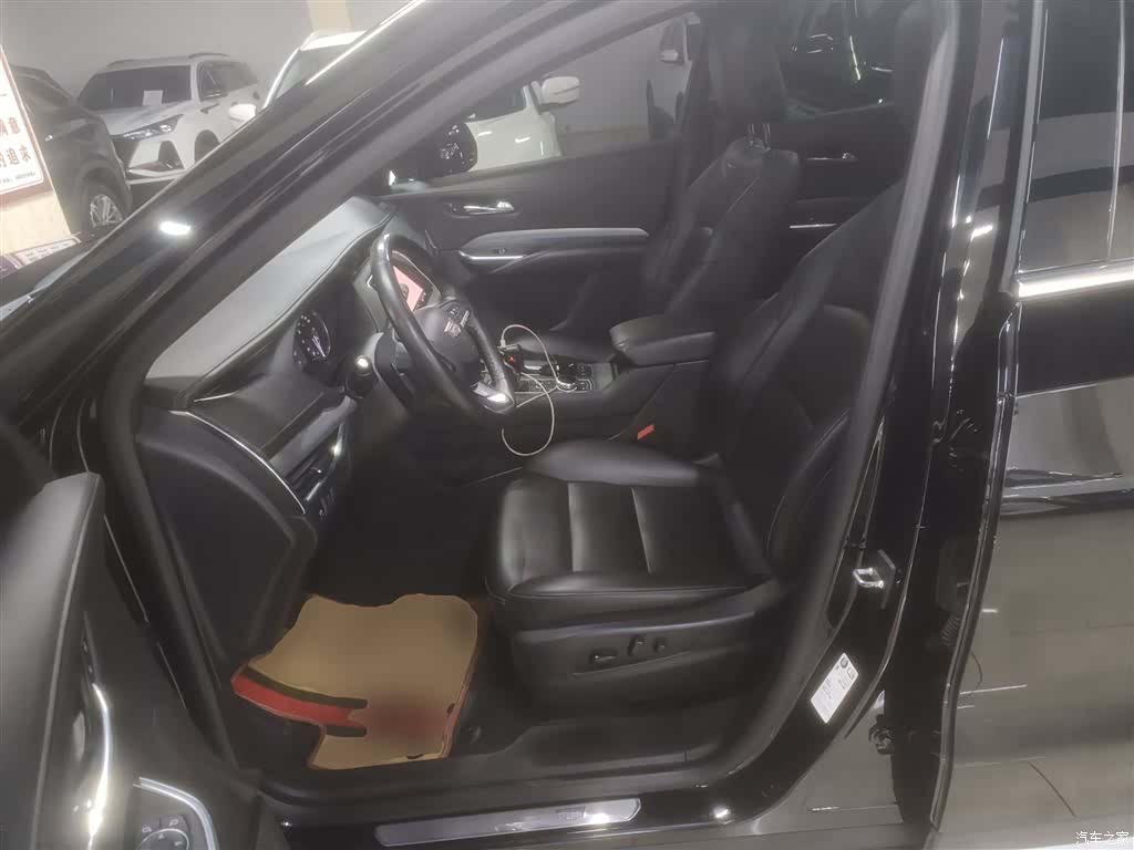 Cadillac XT4, 2020 14