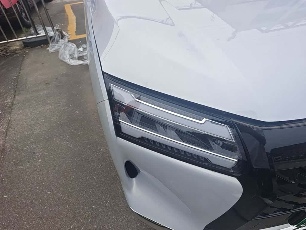 Wuling 730, 2025 13