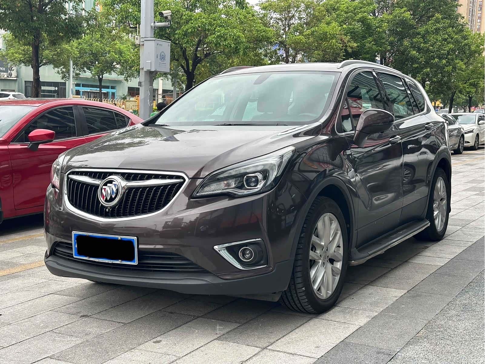 Buick Envision Plus, 2019 1