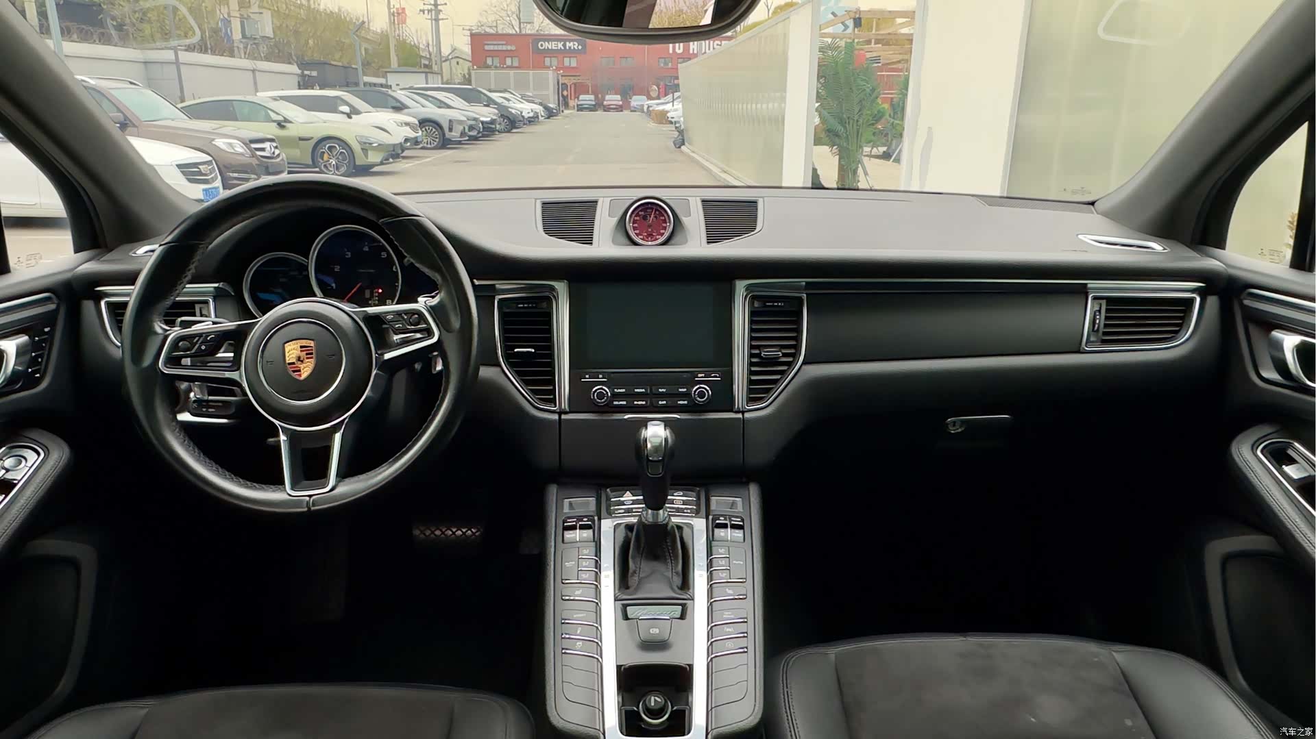 Porsche Macan, 2018 8