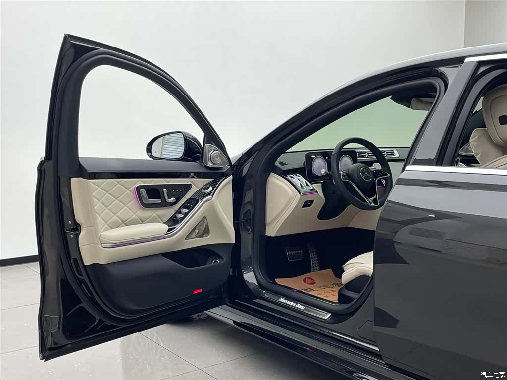 Mercedes-Benz S-Class, 2023 14