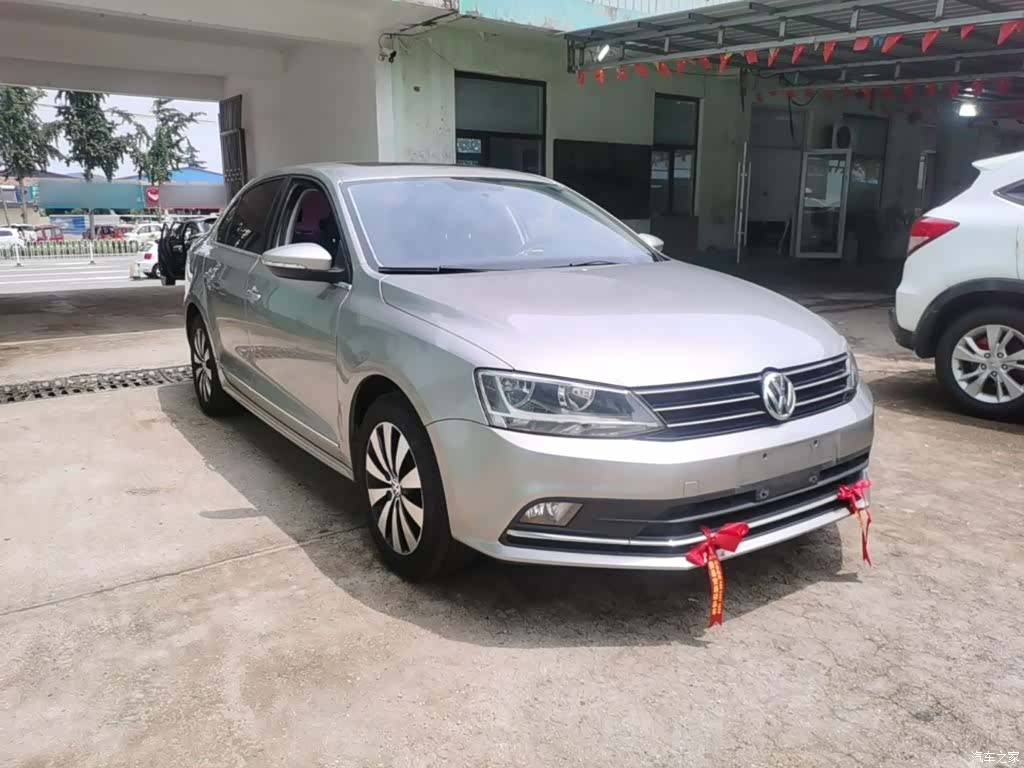 Volkswagen Sagitar, 2017 4