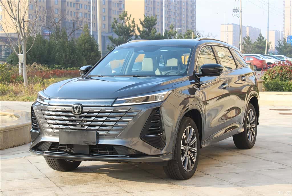 Changan CS75, 2025 все фото