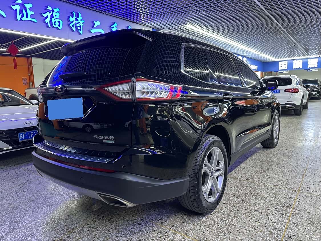Ford Edge, 2019 3